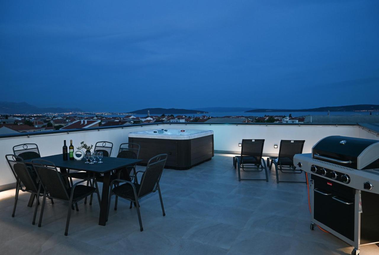 Rooftop New Castel 2023 Kaštela Εξωτερικό φωτογραφία