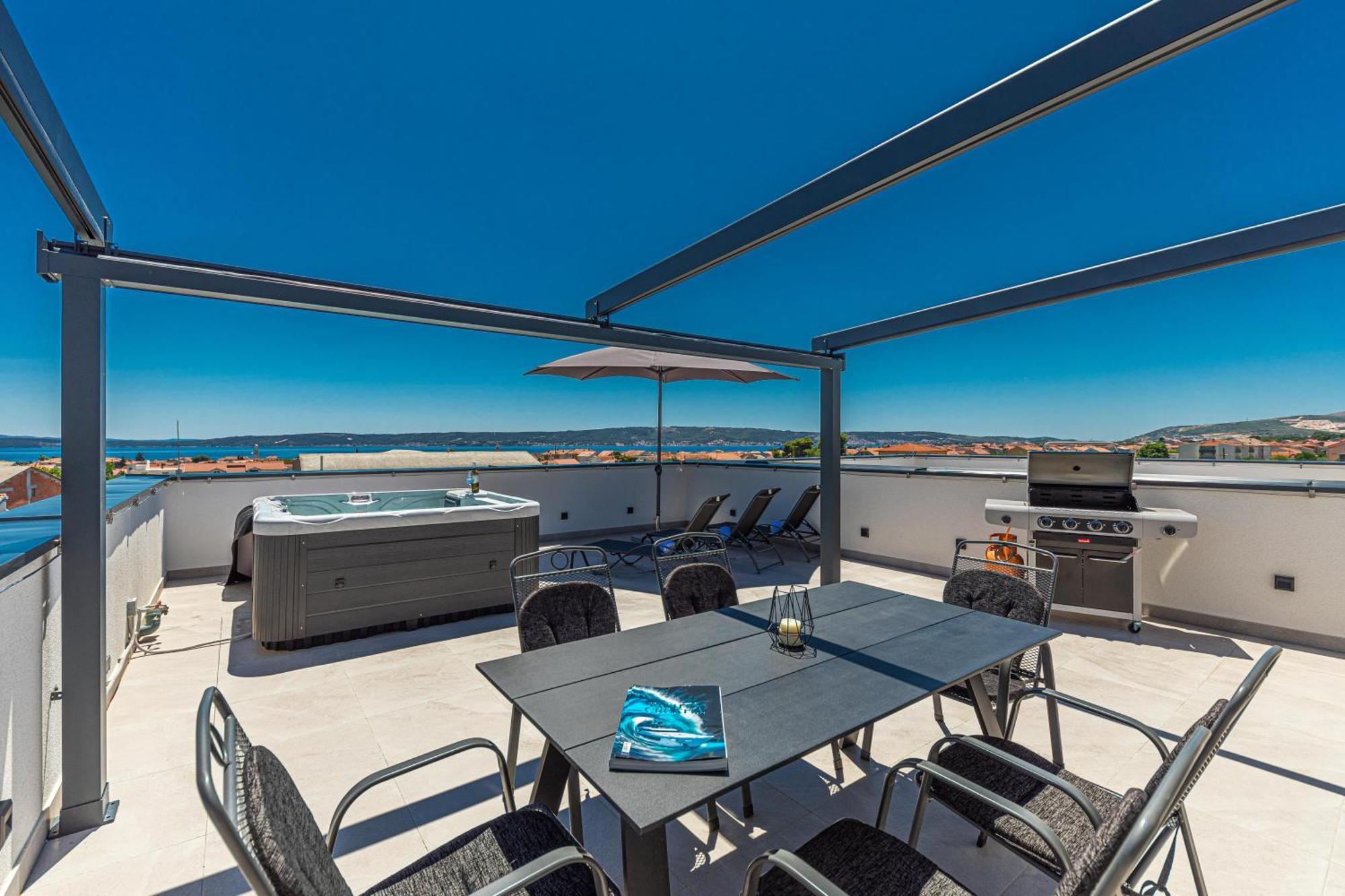 Rooftop New Castel 2023 Kaštela Εξωτερικό φωτογραφία